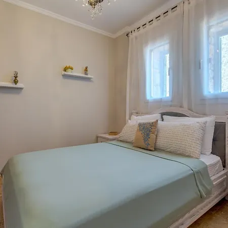 לינה וארוחת בוקר Casa Di דטקה